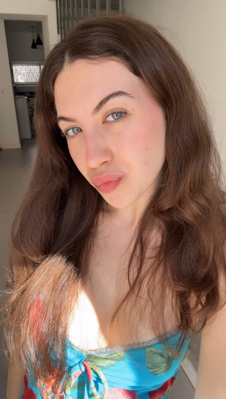 Nude girl Amber in Nicosia