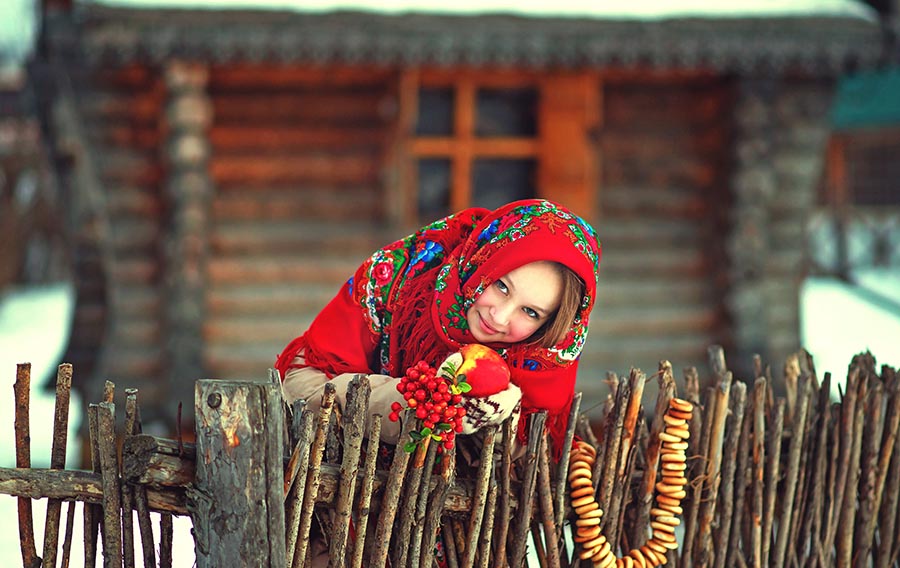 Sexy girl Women in Slavic costumes in Nicosia