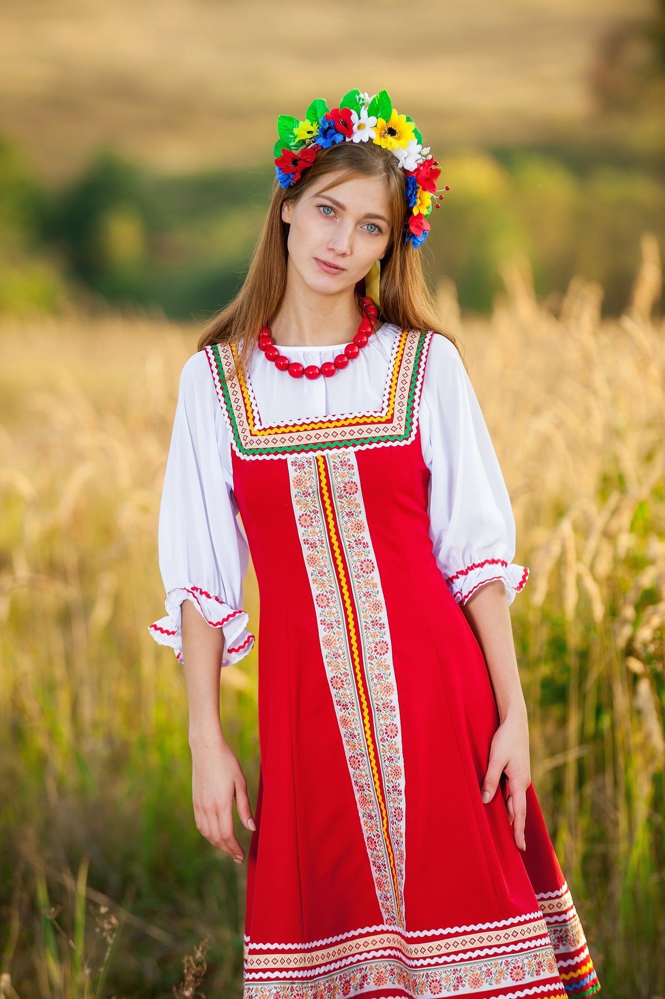 Women in Slavic costumes in Nicosia
