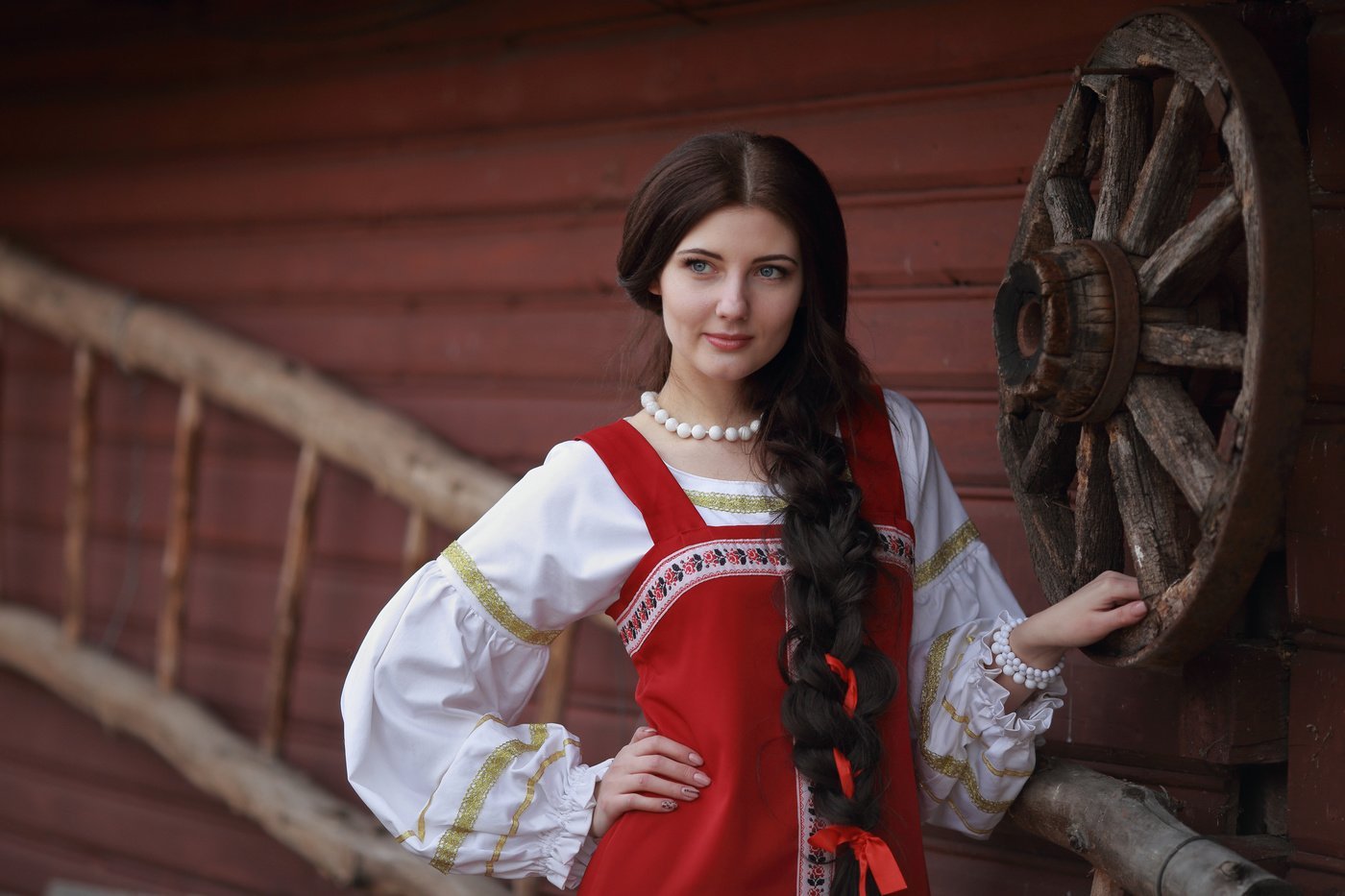 Girls in Slavic costumes in Nicosia