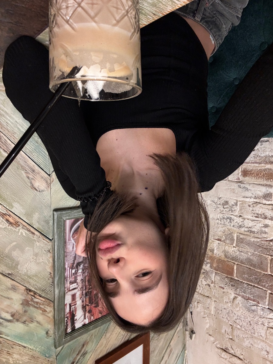 Fresh photos, fresh mood — Tina online in Nicosia